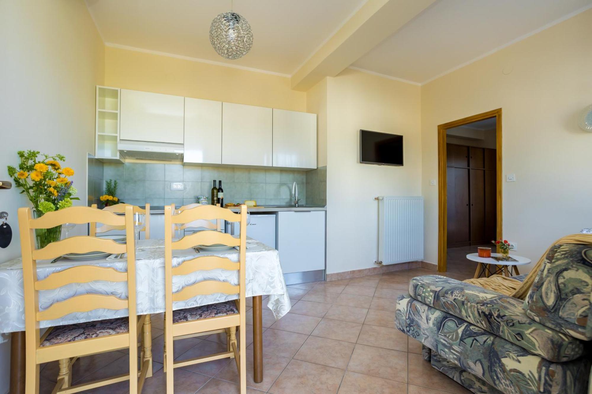 Apartments And Rooms Kod Keti Malinska Εξωτερικό φωτογραφία