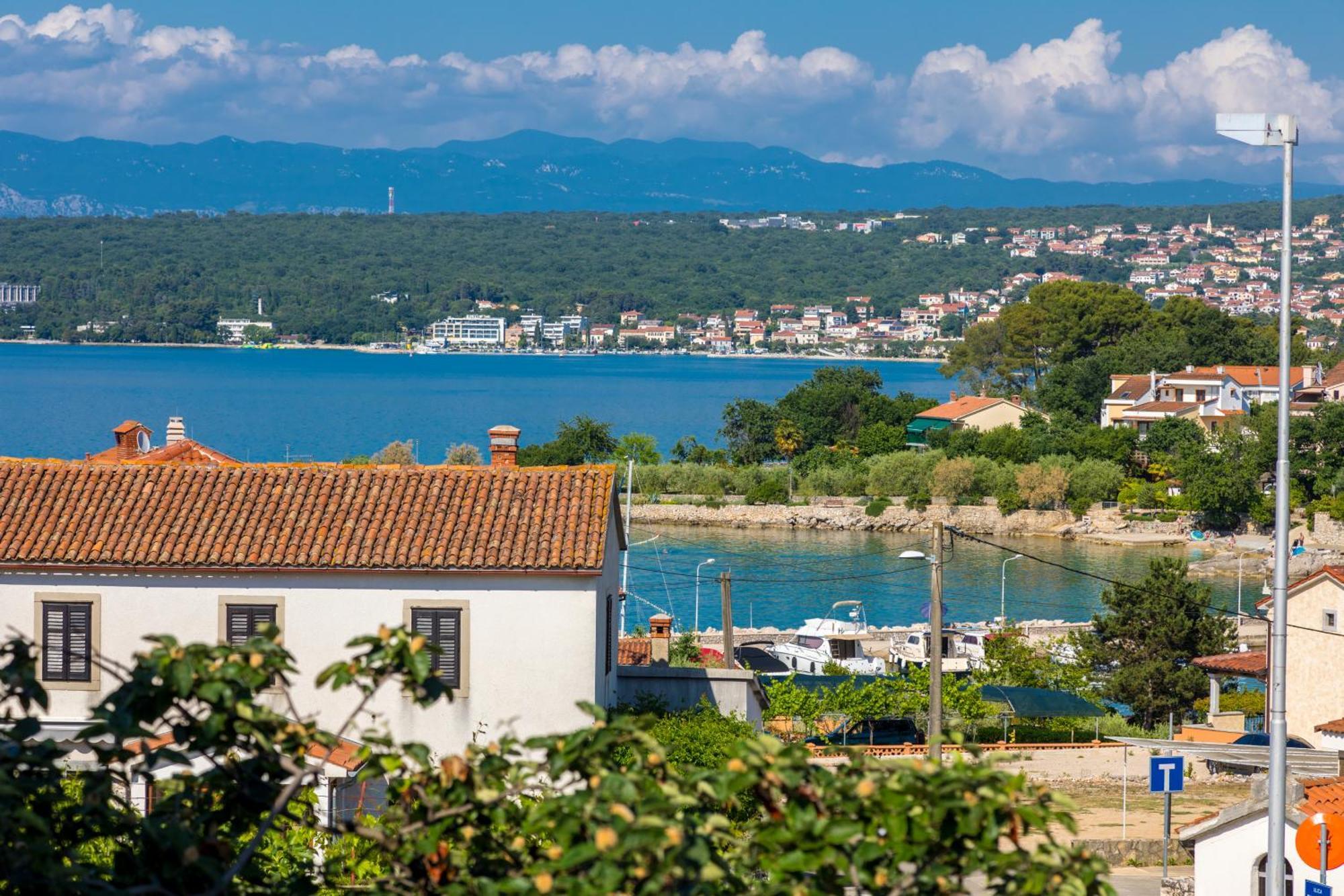 Apartments And Rooms Kod Keti Malinska Εξωτερικό φωτογραφία