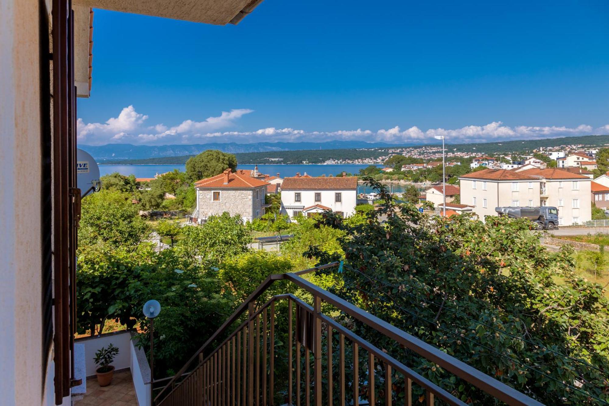 Apartments And Rooms Kod Keti Malinska Εξωτερικό φωτογραφία